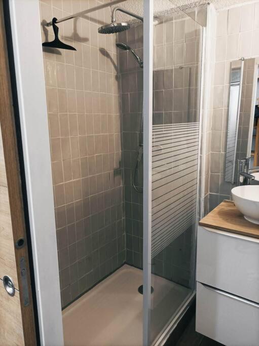 Appartement Aux Pieds Des Pistes Modane Exteriér fotografie